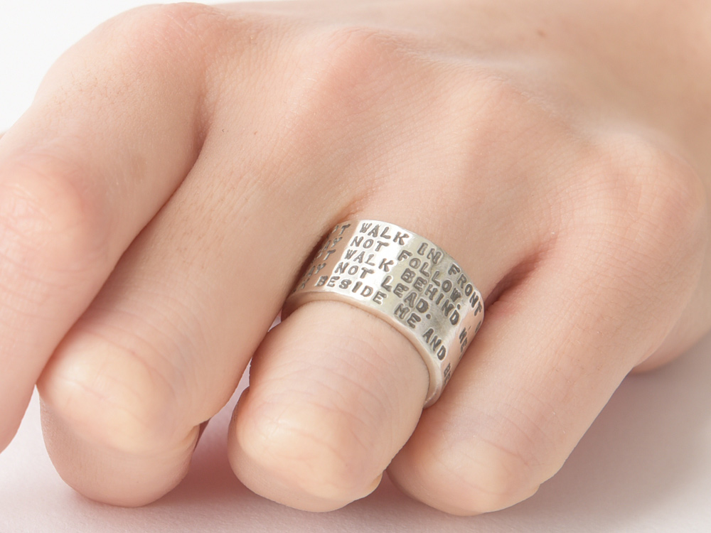 あなたの言葉が刻印できるシルバーリングNR0018S